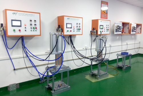 午夜精品视频观看增壓缸成品、氣動設備測試車間